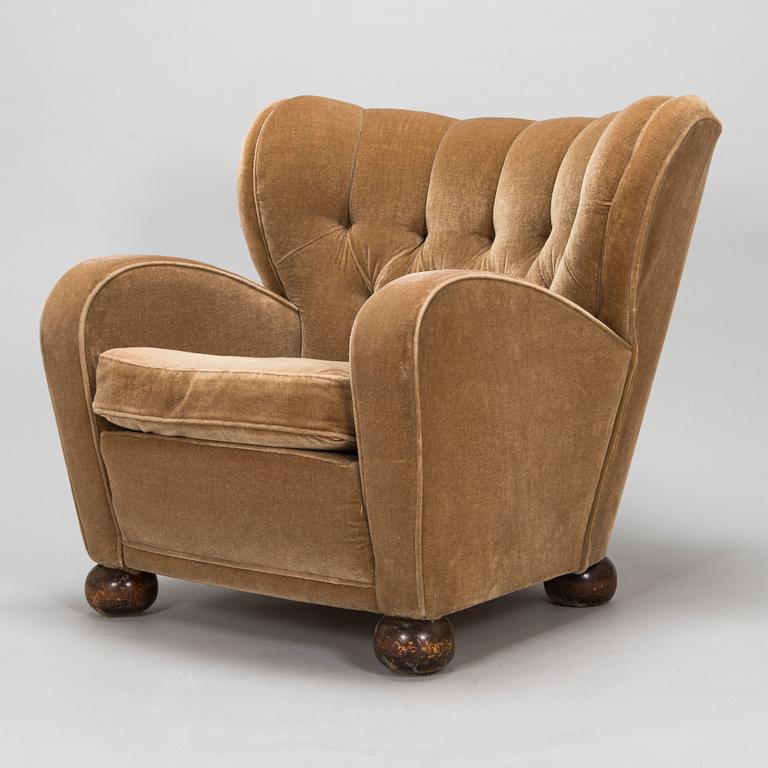 Märta Blomstedt, an 'Aulanko-model' armchair. Designed in 1939.