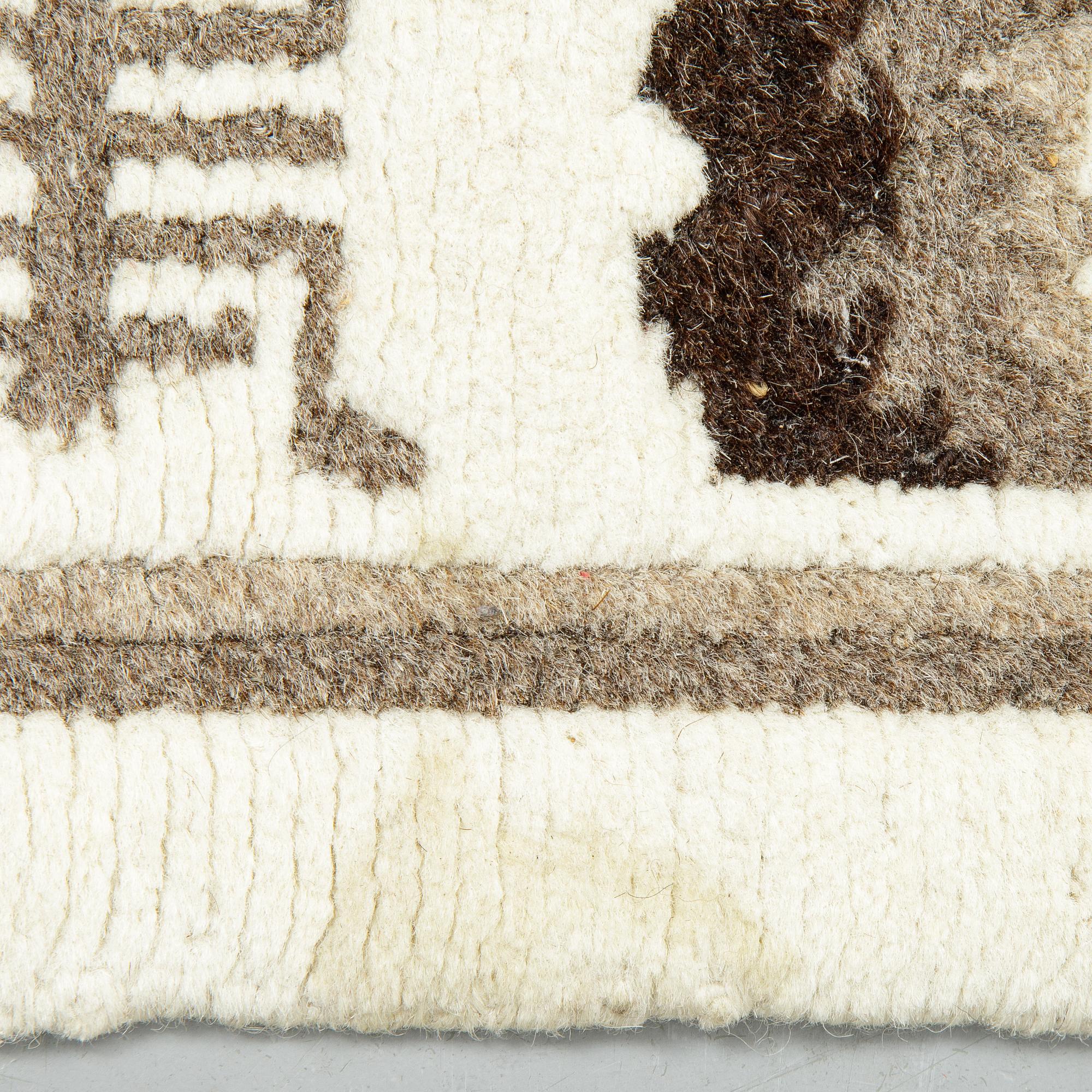 Matta, Old Tibet, ca 165 x 92 cm.