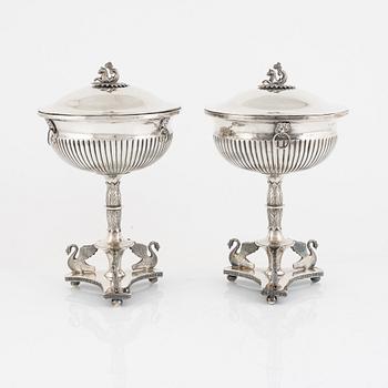 Carl Petter Lampa, a pair of silver sugar centerpiece bowls, Stockholm, Sweden, 1826.