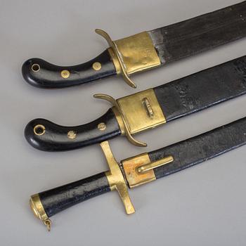 HUGGARE, 3 stycken, Sverige, 1800-tal.