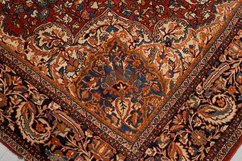 Matto, antique Sarouk, ca 421-428 x 316-324,5 cm.