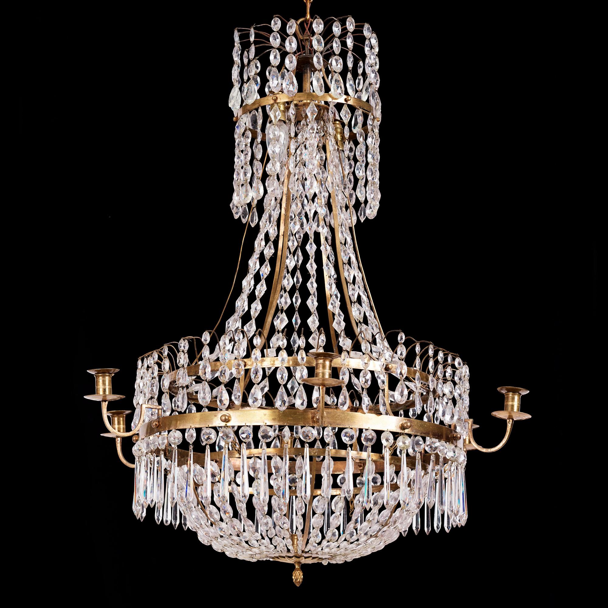 A late Gustavian seven-light chandelier, circa 1800.