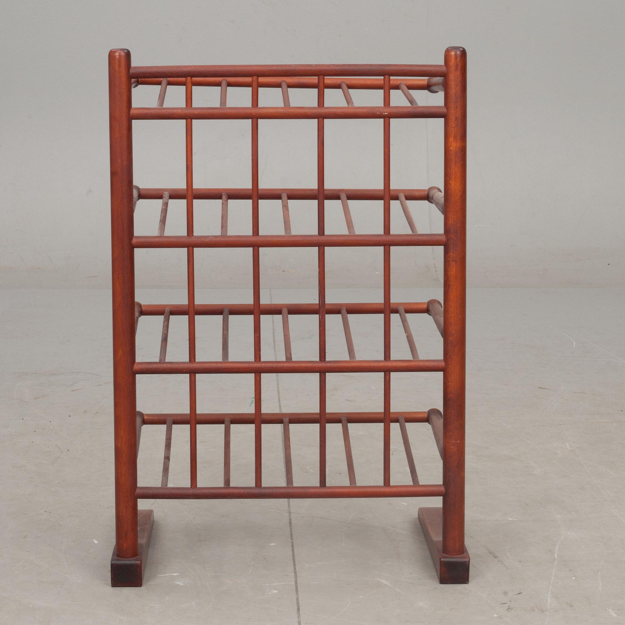 TIDNINGSSTÄLL/NOTSTÄLL, 1900-talets andra hälft.