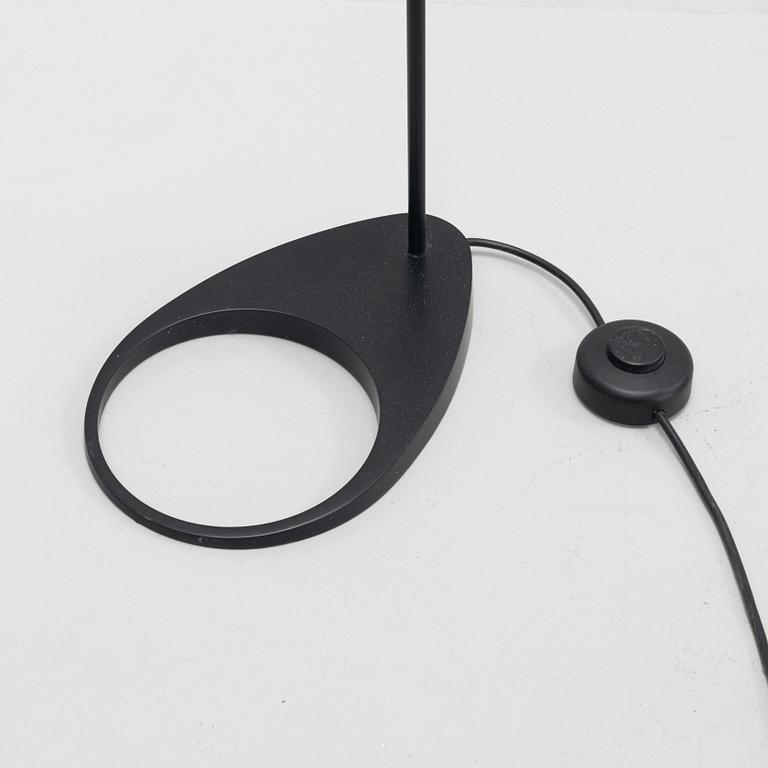 Arne Jacobsen, golvlampa, "AJ", Louis Poulsen, Danmark.