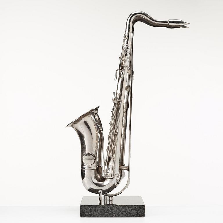 Fernandez Arman, Saxophone, 1984.