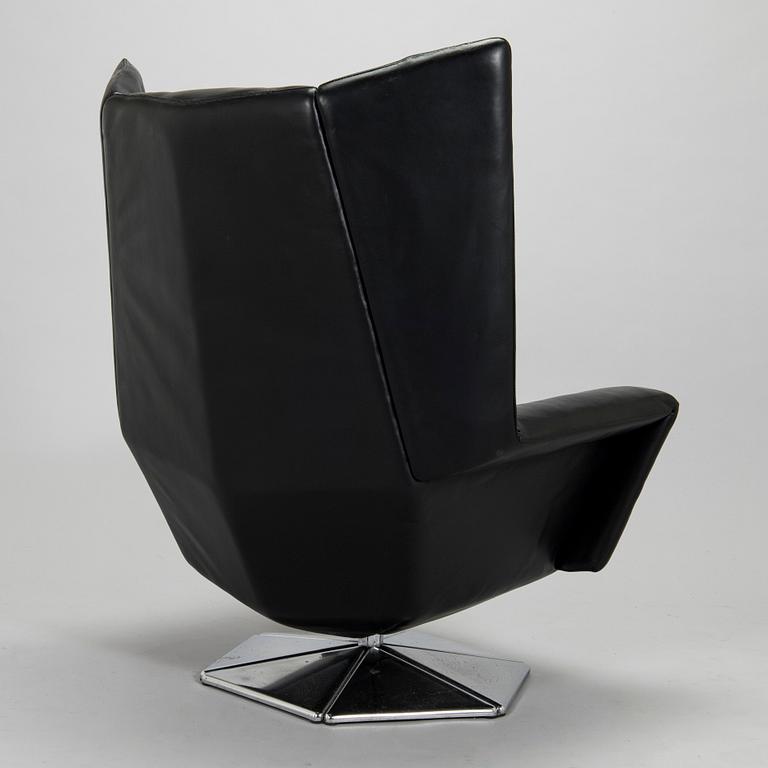 Voitto Haapalainen, fåtölj, "Prisma T-66", Tehokaluste Oy 1970-tal.