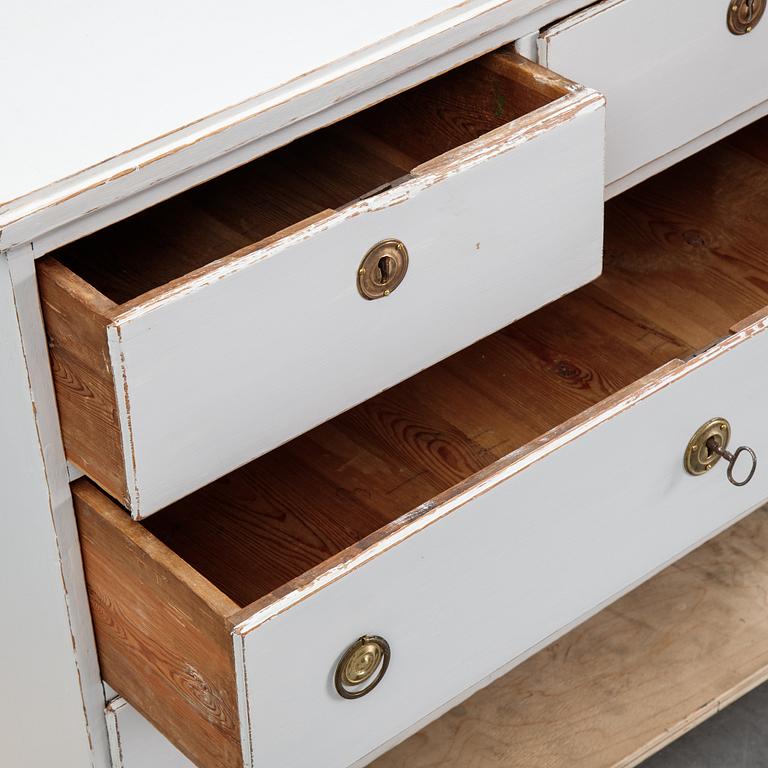 A painted oak chest of drawers, 19th Century.