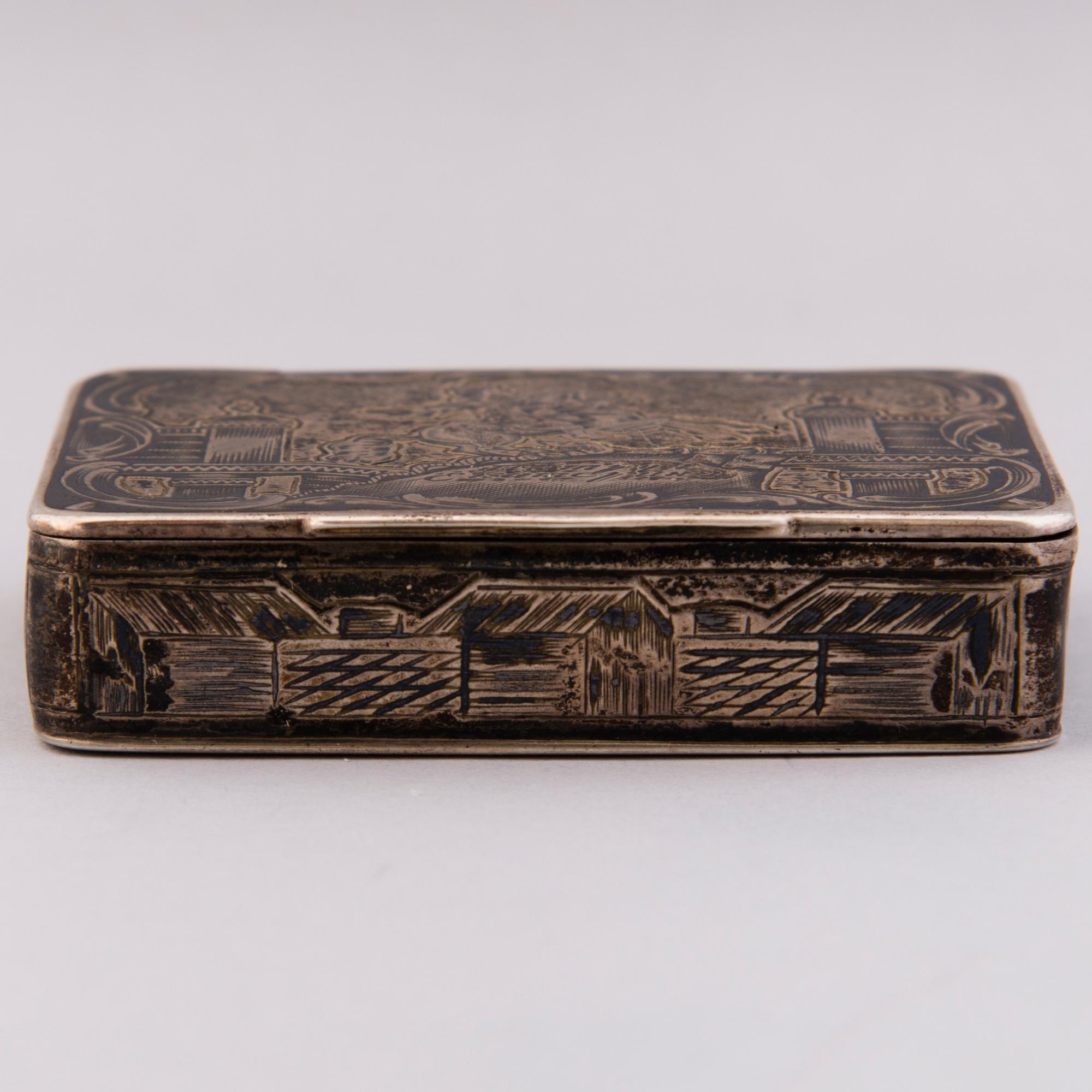 SNUFF BOX, silver with niello decoration, Moscow probably 1826, goldsmith OB.