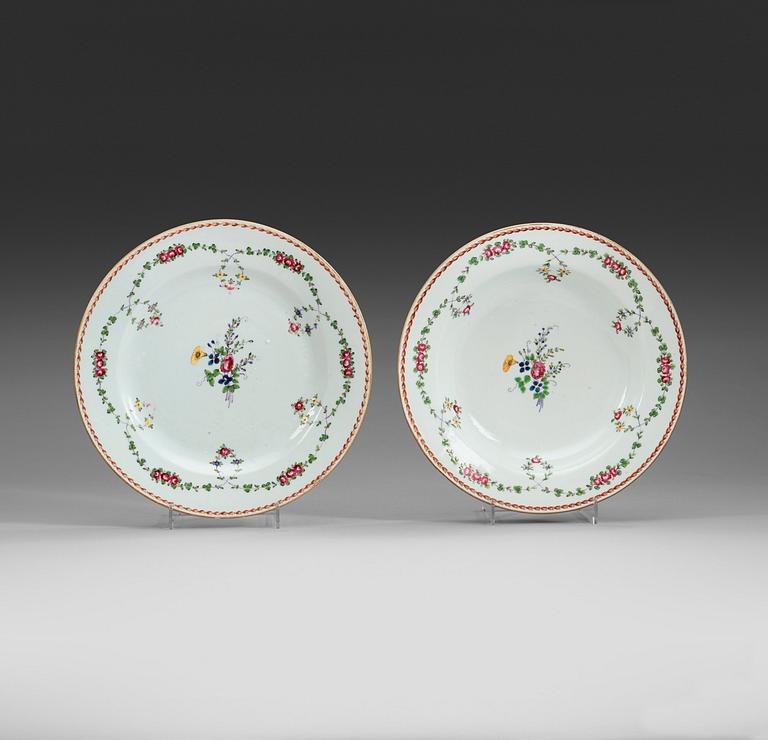 A set of 10 famille rose plates, Qing dynasty, Qianlong (1736-95).