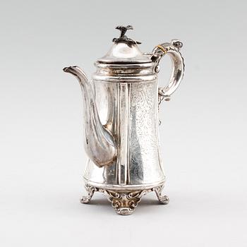 KAFFEKANNA, silver, Carl Nyström, Stockholm, 1850. Vikt ca 562 g.