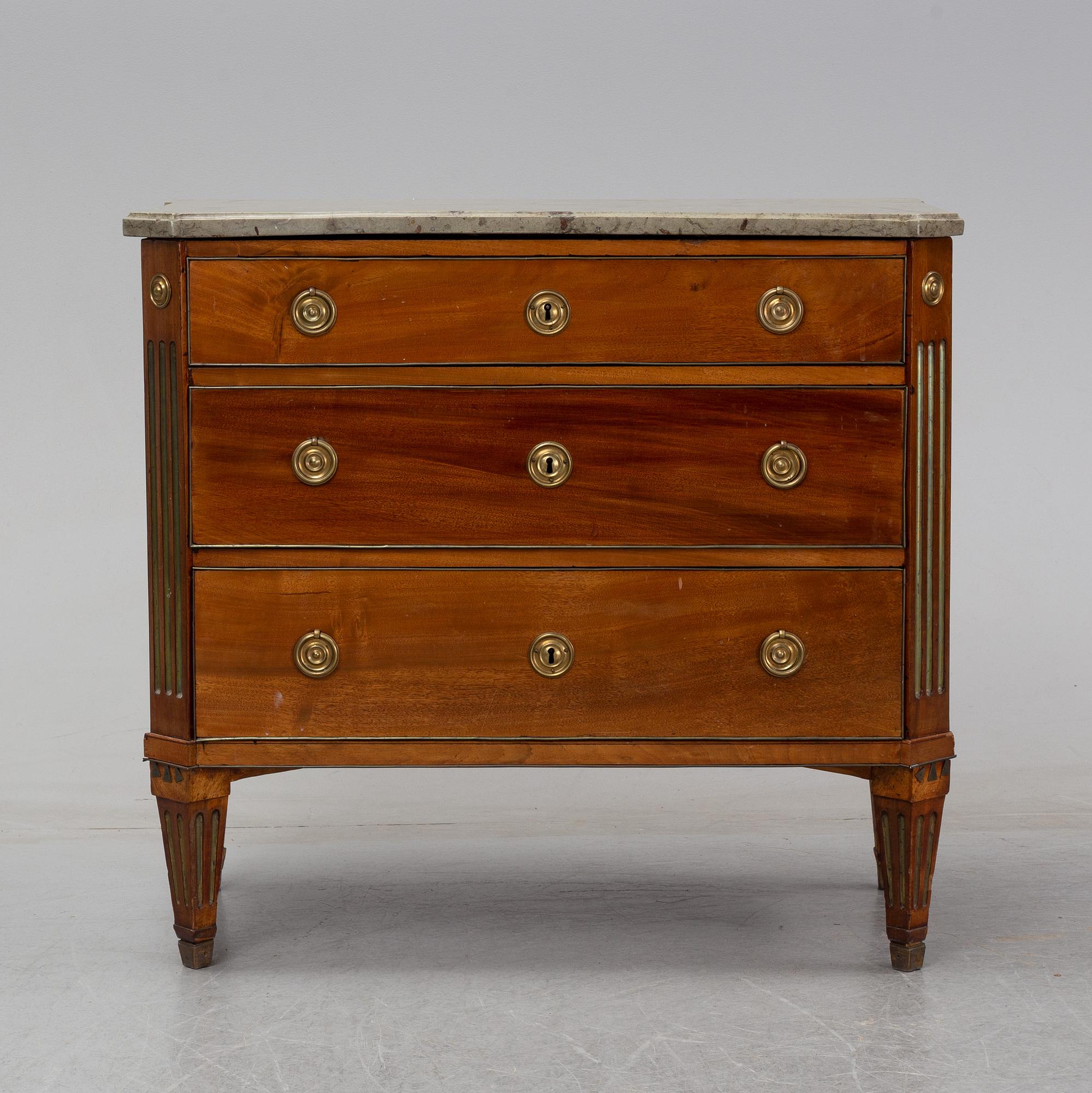 A late gustavian chest of drawers, Stockholm, late 18th century.
