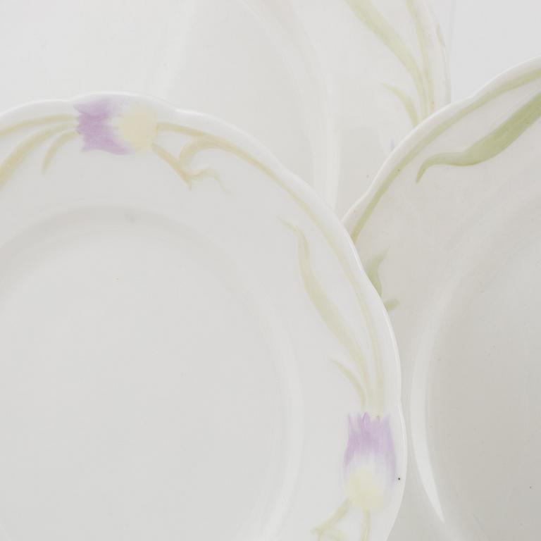 Alf Wallander, a  53-piece 'Tulpan' porcelain dining service,