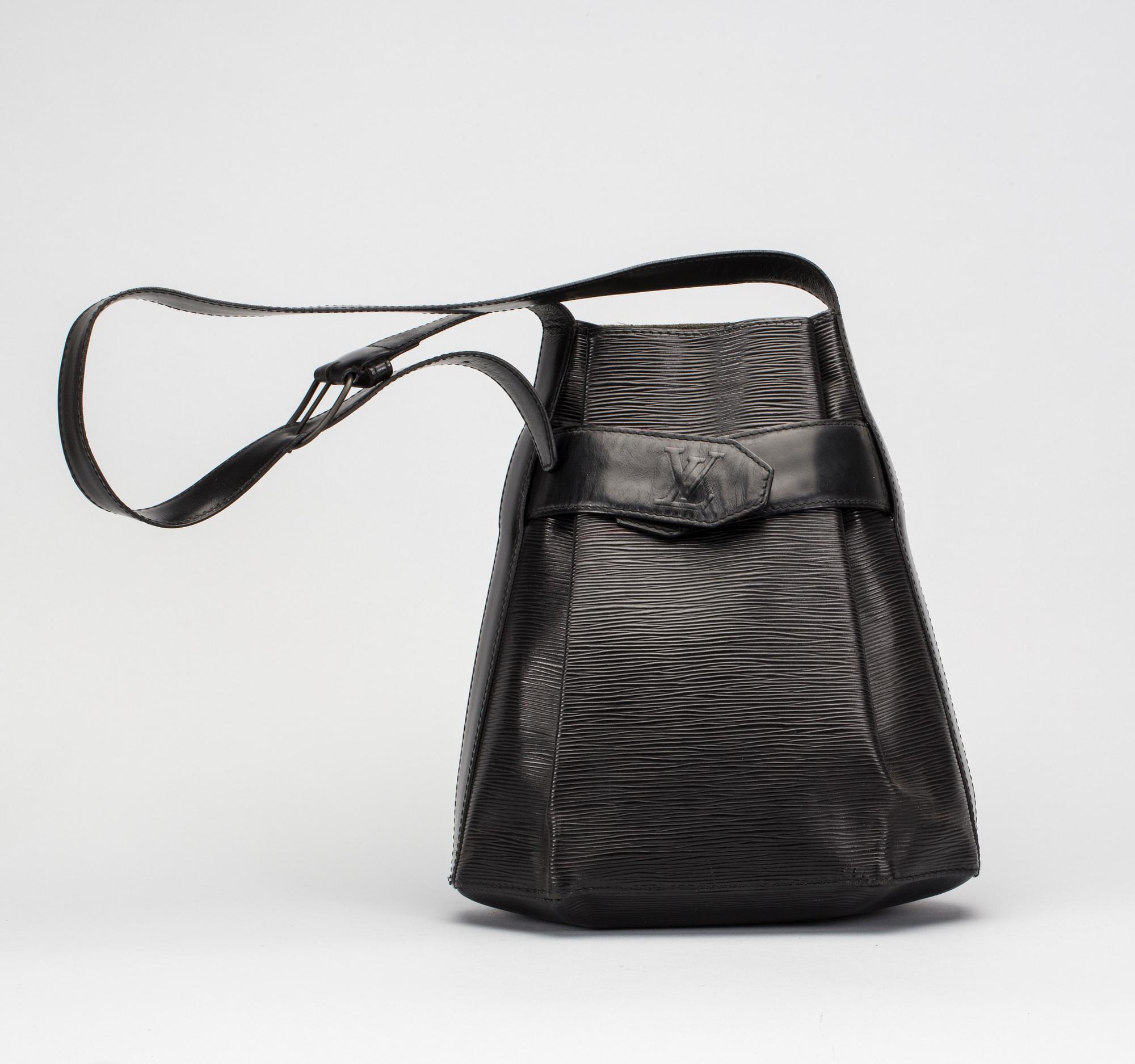 VÄSKA, "Sac D'epaule Epi", Louis Vuitton.