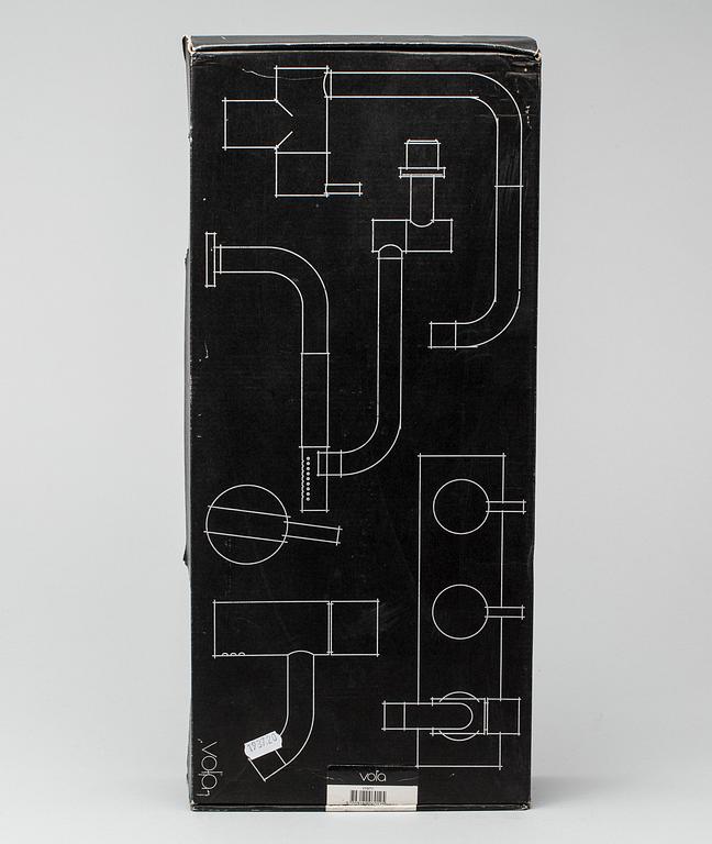 KRAN för tvättställ, Vola, "RB1E", Design Arne Jacobsen. 2000-tal.