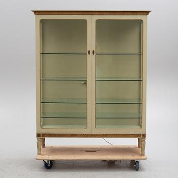 Display cabinet, Gustavian style, mid-20th century.