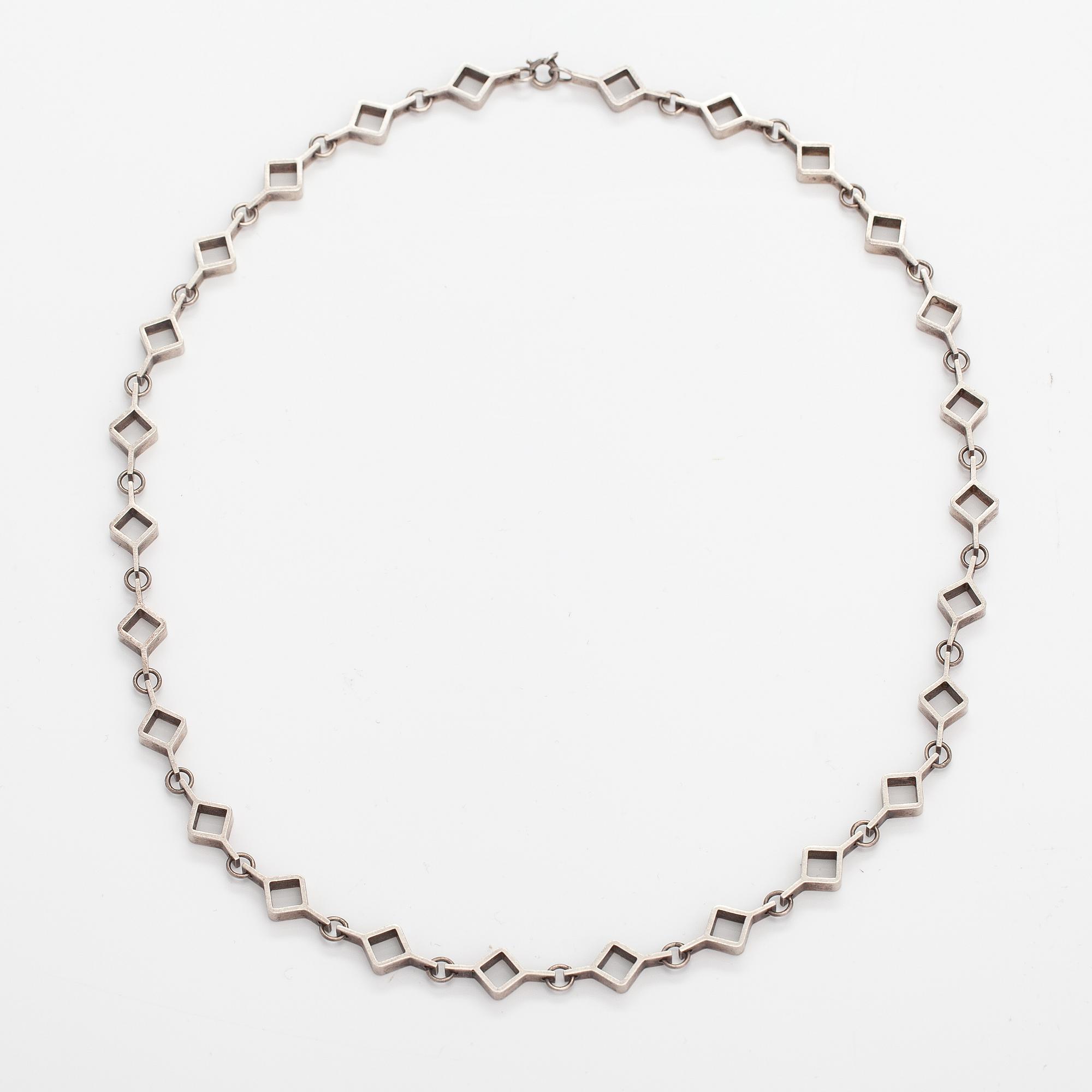 Jorma Laine, A silver necklace "Ruutu". Kultateollisuus, Turku 1971.