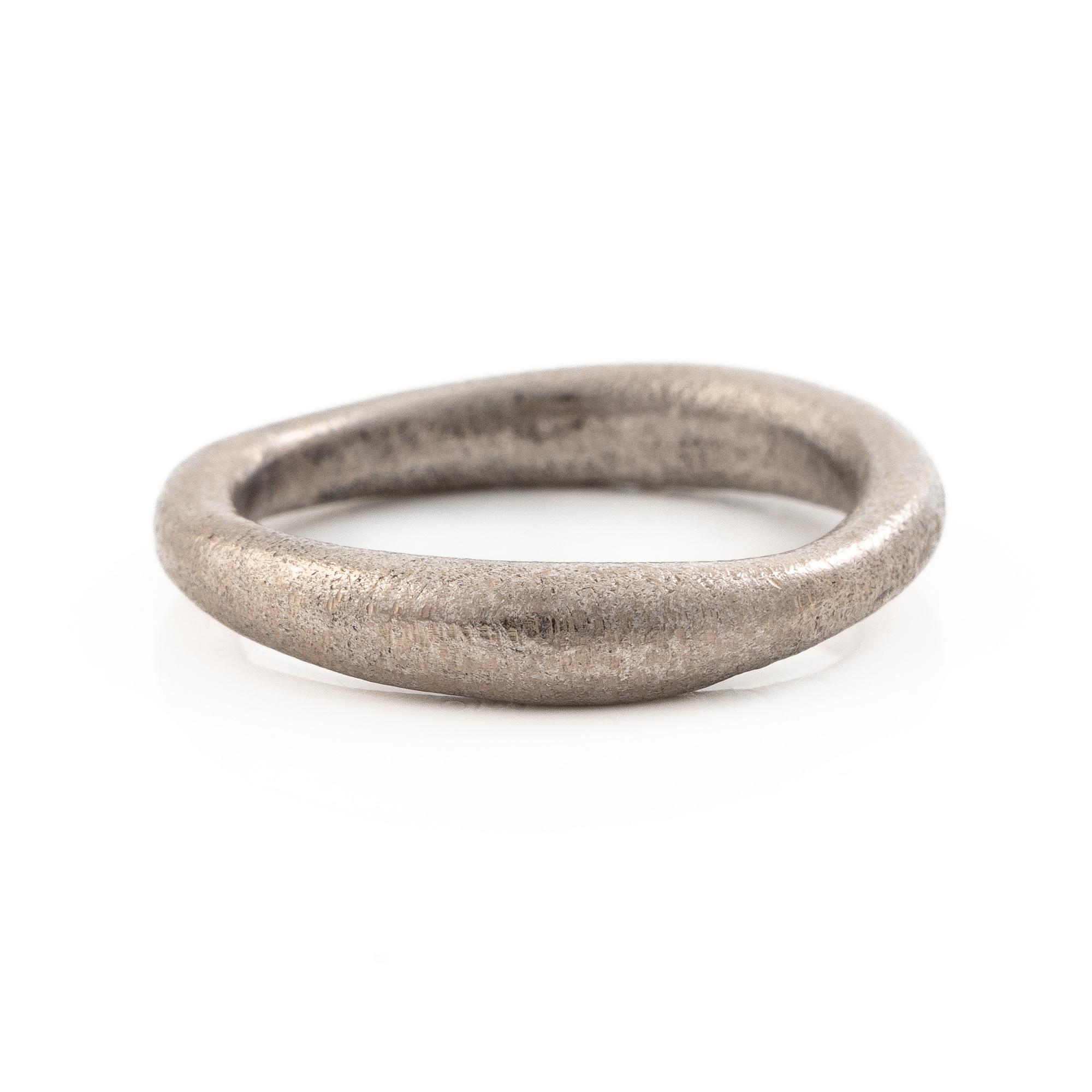 Ole Lynggaard, Charlotte Lynggaard, ring “Love No. 3”, 18K white gold.