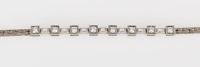 ARMBAND, 8 briljantslipade diamanter, tot. 0.80 cts.