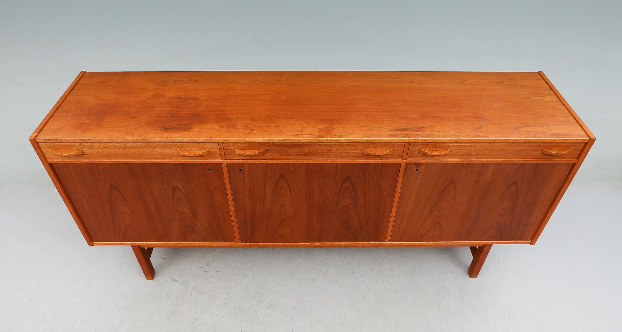 SIDEBOARD, 1900-talets andra hälft.