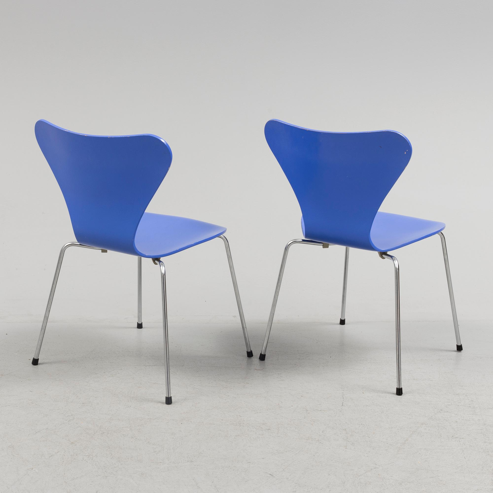 ARNE JACOBSEN, STOLAR, 6 st, "Sjuan", märkta, Fritz Hansen, Danmark, 1980-tal.