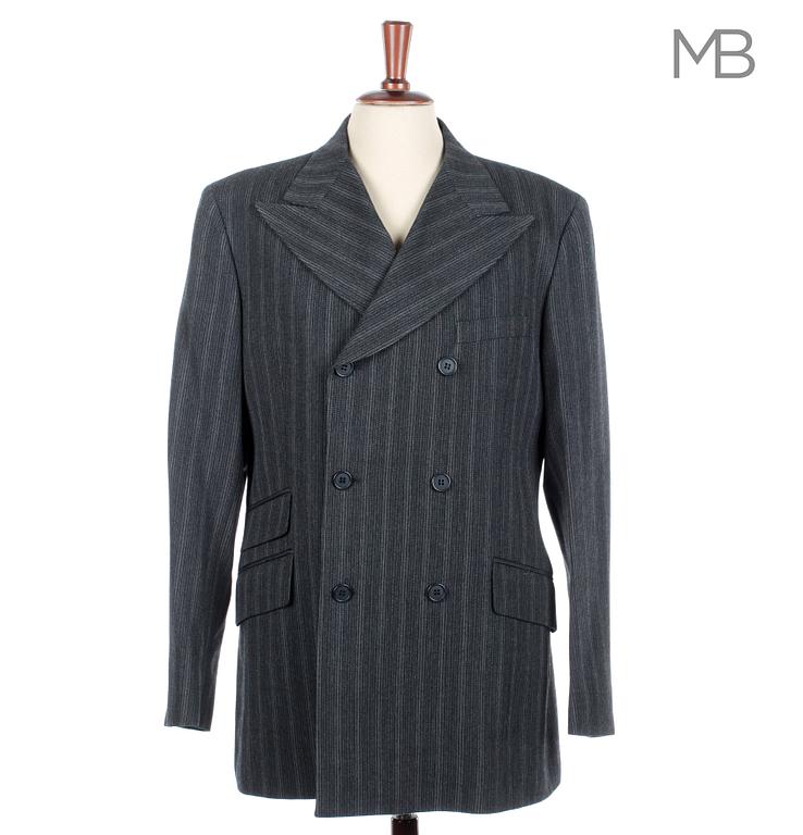 DOLCE & GABBANA, a grey wool pinstriped men´s jacket, size 50.