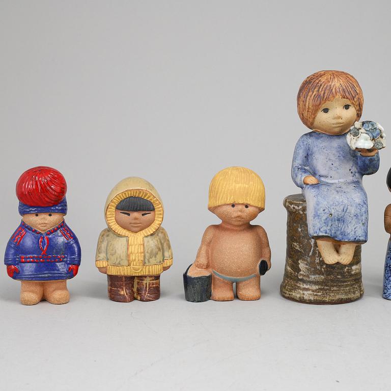 LISA LARSON, figurer, 8 st, stengods, Gustavsberg.