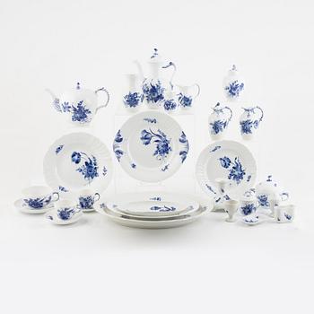 A 104-piece 'Blå blomst' porcelain service, Royal Copenhagen, Denmark.