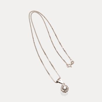 Halsband 18K vitguld med runda briljantslipade diamanter.