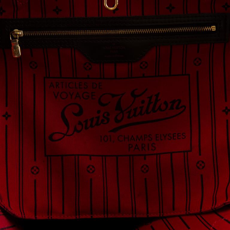 LOUIS VUITTON Neverfull MM Damier Bag.