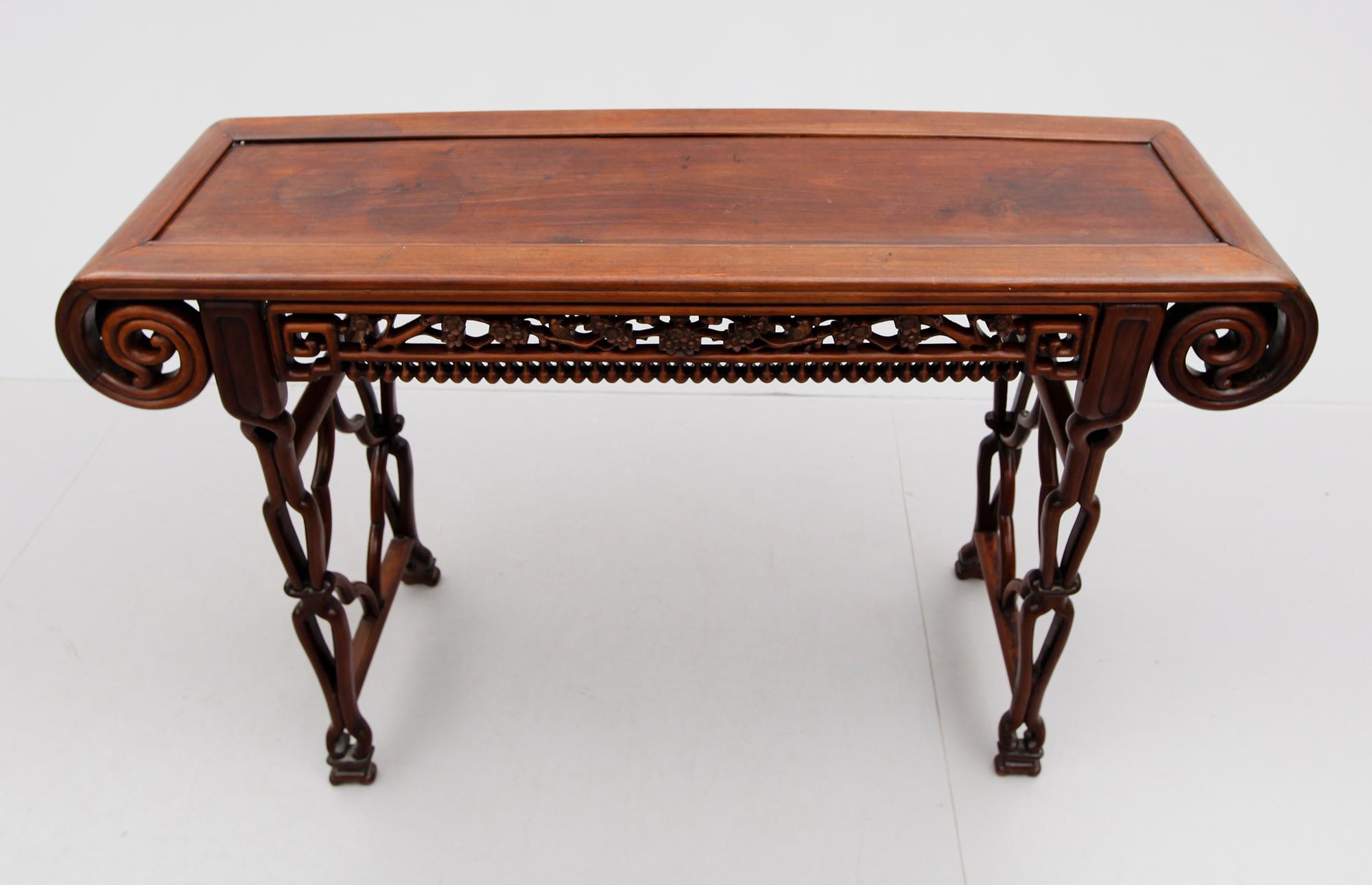 BORD, ostindiskt, Kina, 1800-/1900-tal.