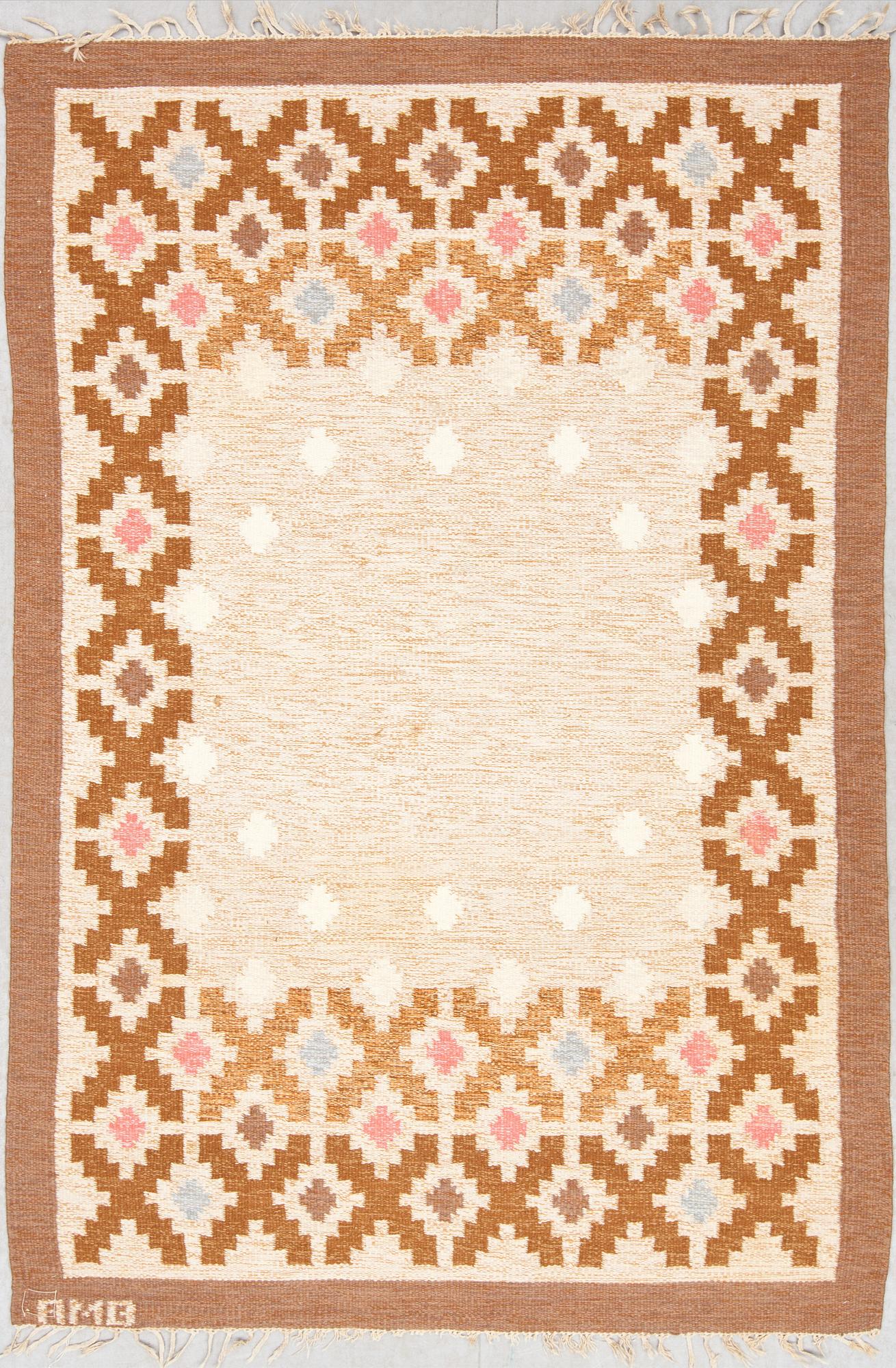 MATTA, rölakan, monogramsignerad AMB, 1900-talets mitt. Ca 244 X 163 cm.