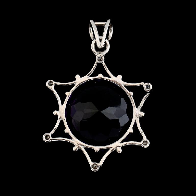 HÄNGE, silver, ametist ca 24.00 ct, diamanter tot ca 0.14 ct,