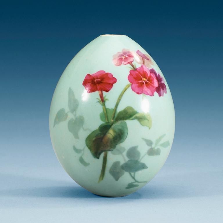 A Russian egg, late 19th Century.