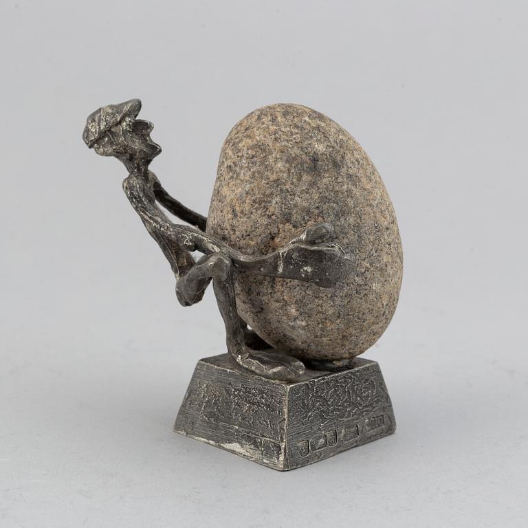 Henry Gustafsson, "Lyftet",  tenn och sten, Vimmerby, signerad, 1986.