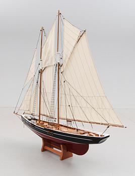 MODELLBÅT, Fiskebanksskonare "Bluenose", 1900-talets andra hälft.