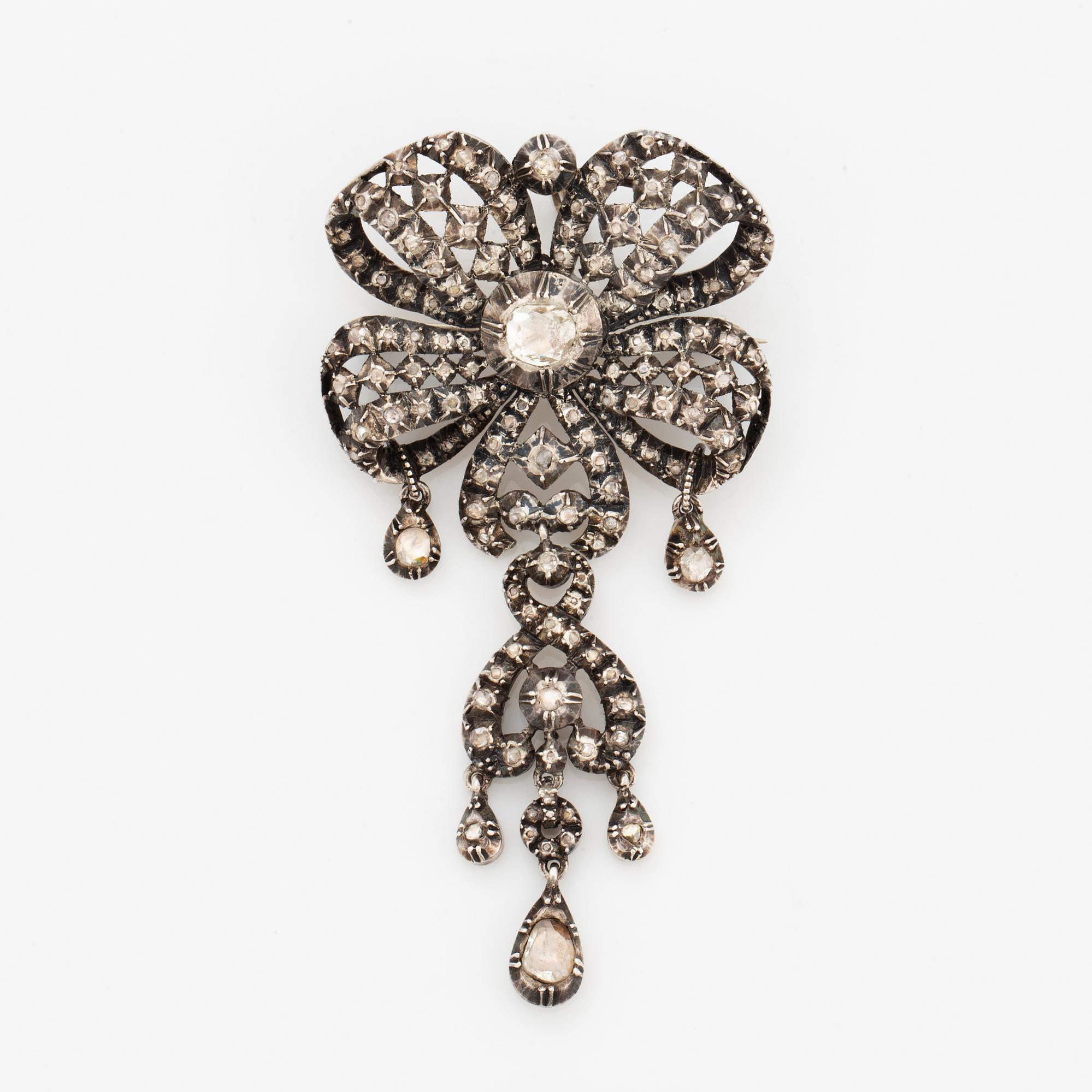 Brosch/hänge, silver och rosenslipade diamanter.