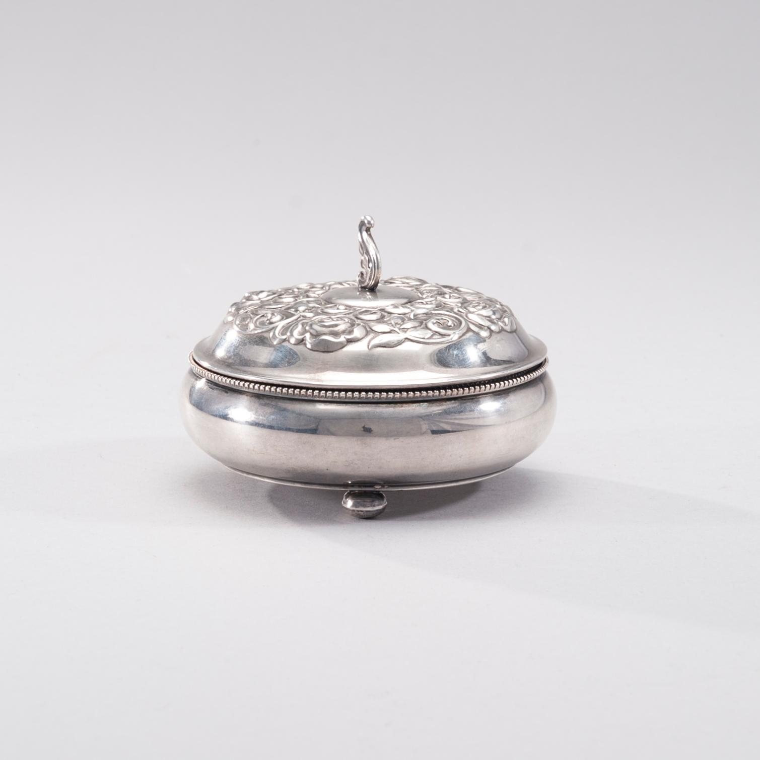SKRIN, silver, Kultateollisuus, Åbo 1964. Tot. vikt 186,3 g.