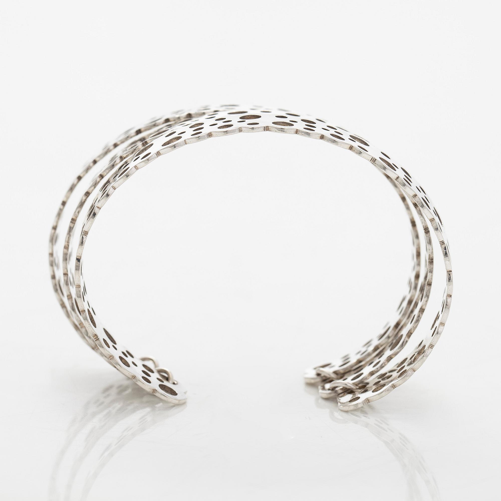 Liisa Vitali, armband, sterlingsilver, "Spets", Westerback, Helsingfors.
