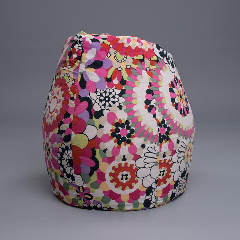 SÄKKITUOLI, "Sacco" Piero Gatti, Cesare Paolini & Franco Teodoro, Missoni, Zanotta.