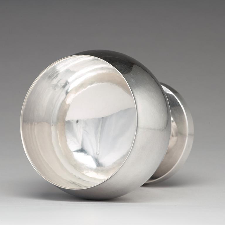 SIGURD PERSSON, a sterling silver bowl, executed by Johann Wist, Stockholm 1969.