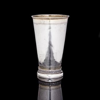 A RUSSIAN BEAKER, silver, Moscow 1732. РУССКИЙ КУБОК. Unknown goldsmith, active 1717-1734.