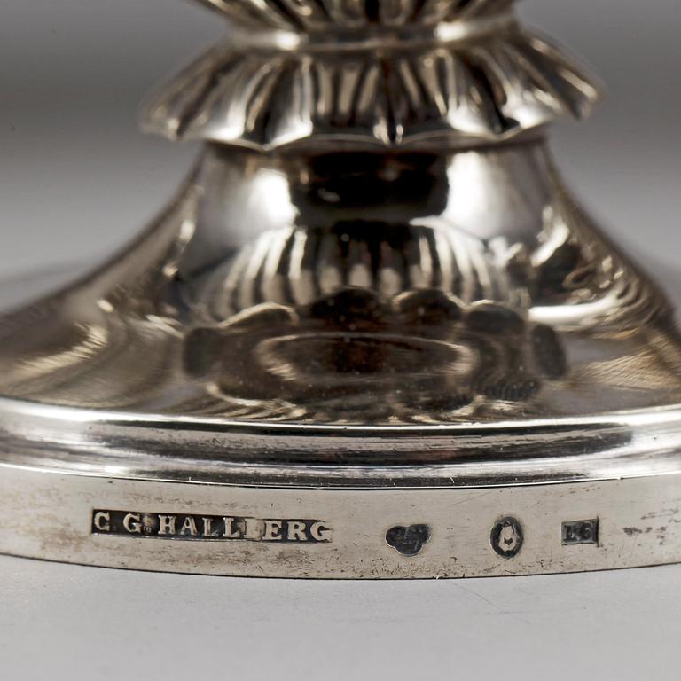 KAFFESERVIS, 3 delar, silver, empirestil, C.G. Hallberg, Stockholm, 1889. Totalvikt ca1220g.