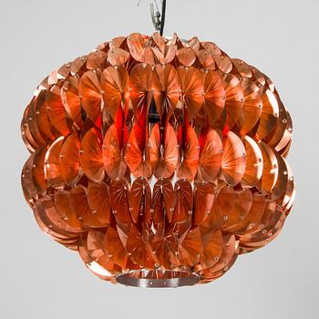 Lisa Hilland, taklampa/bordslampa ur serien Glamrocks 20023.