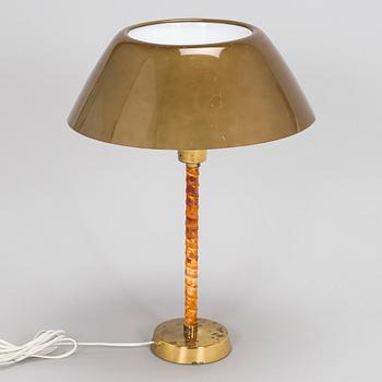 Lisa Johansson-Pape, pöytävalaisin, Stockmann Orno, 1900-luvun puoliväli.