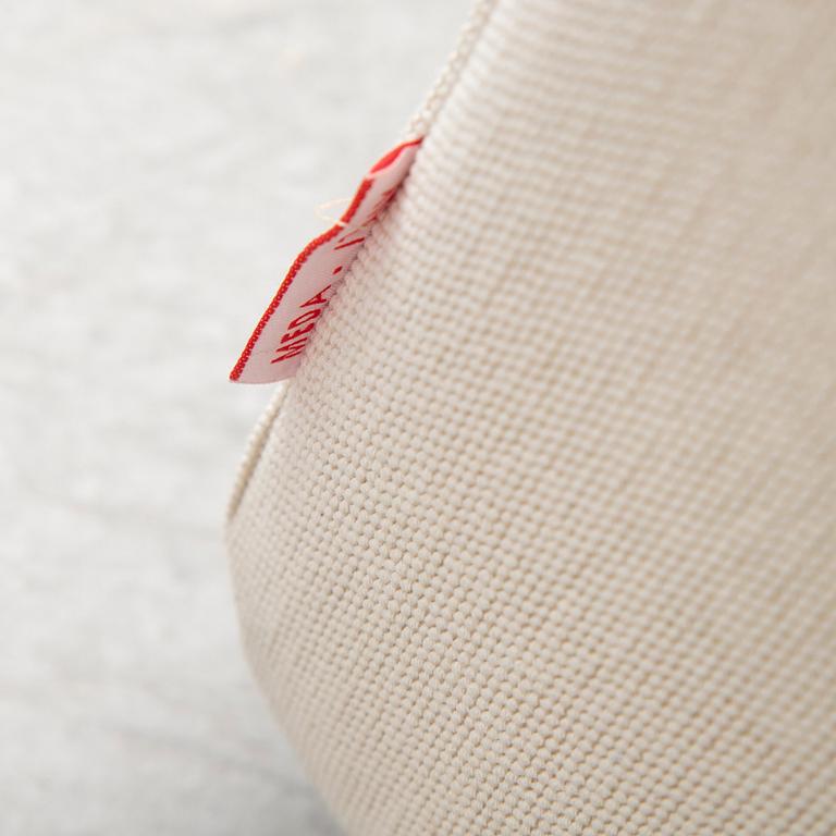 A three-piece sofa by Antonio Citterio for Flexform 21st Century.