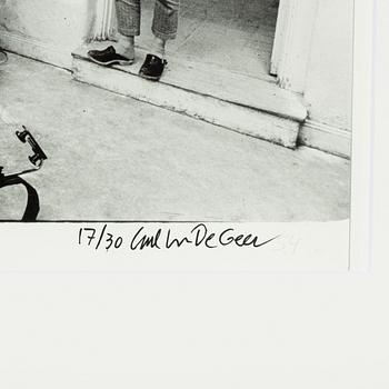 Carl Johan De Geer, fotografi, signerat 17/30.