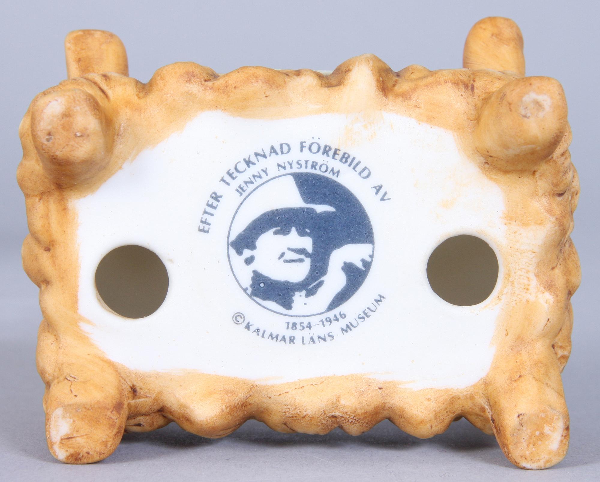 FIGURINER, 15 st, flintgods, efter Jenny Nyströms julkrubba, utgiven av Kalmar Läns Museum.