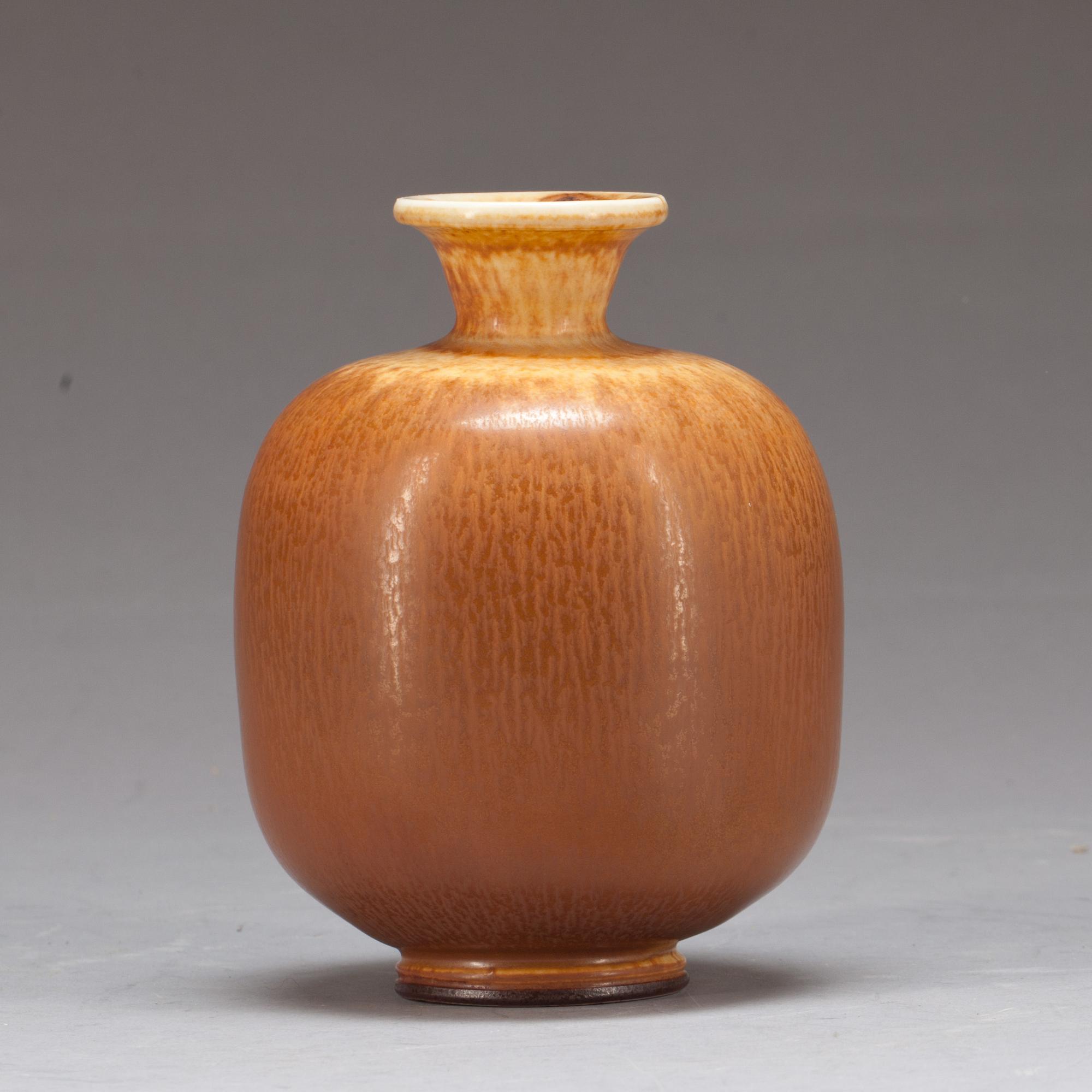 VAS, stengods. Berndt Friberg, Gustavsbergs studio.