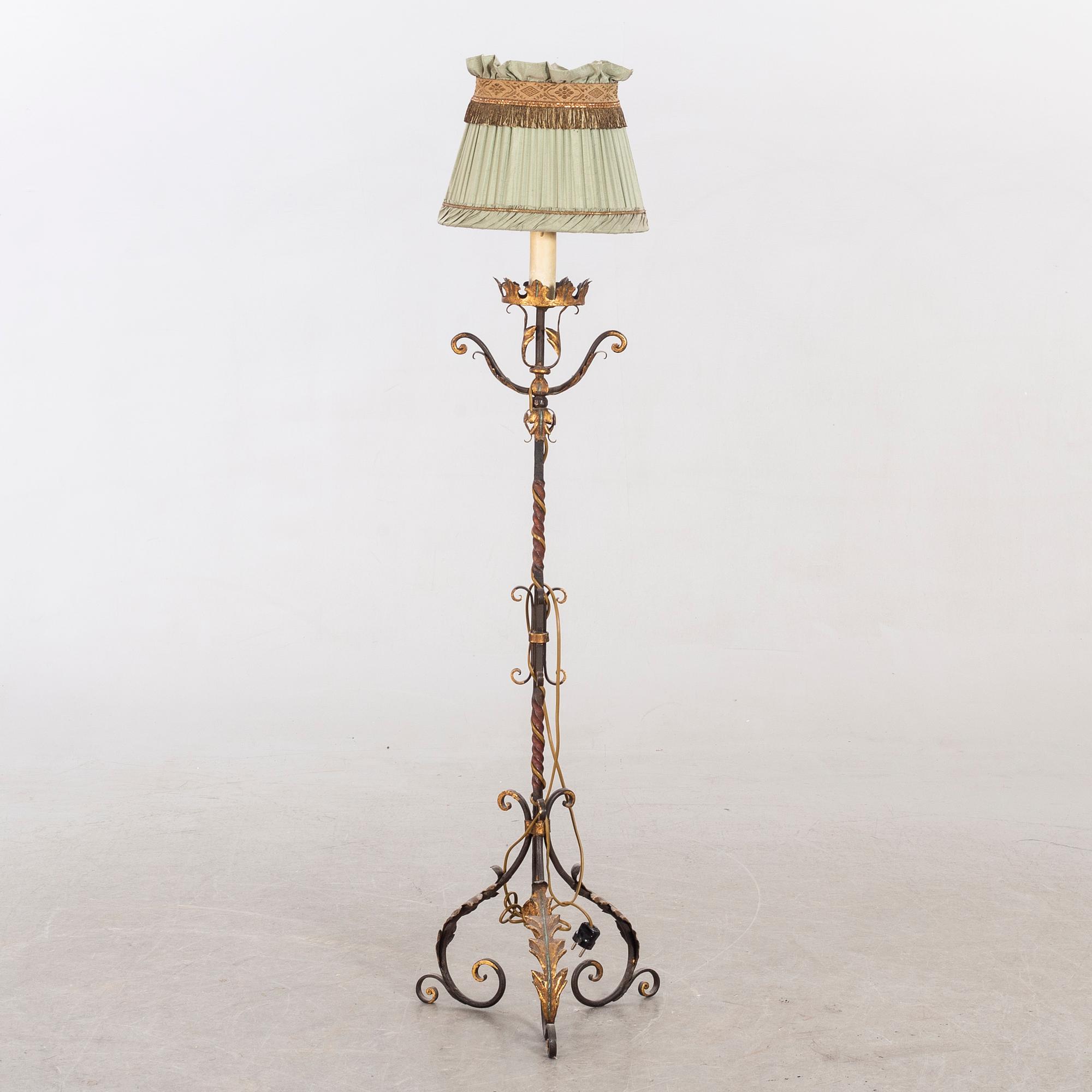 Golvlampa barockstil Italien 1900-talets mitt.