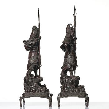 A pair of Japanese bronze guardians, Meiji period (1868-1912).